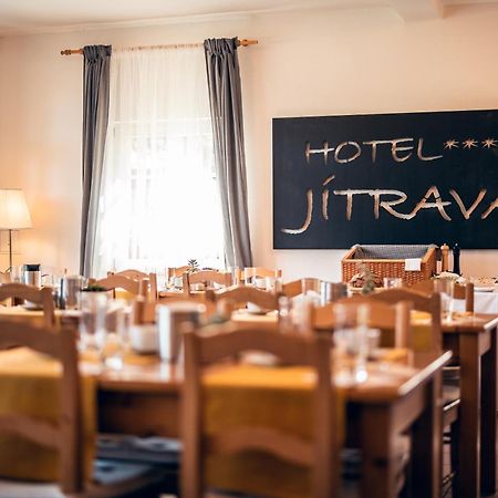 Apartman-Hotel Jitravsky Dvorec Rynoltice Bagian luar foto