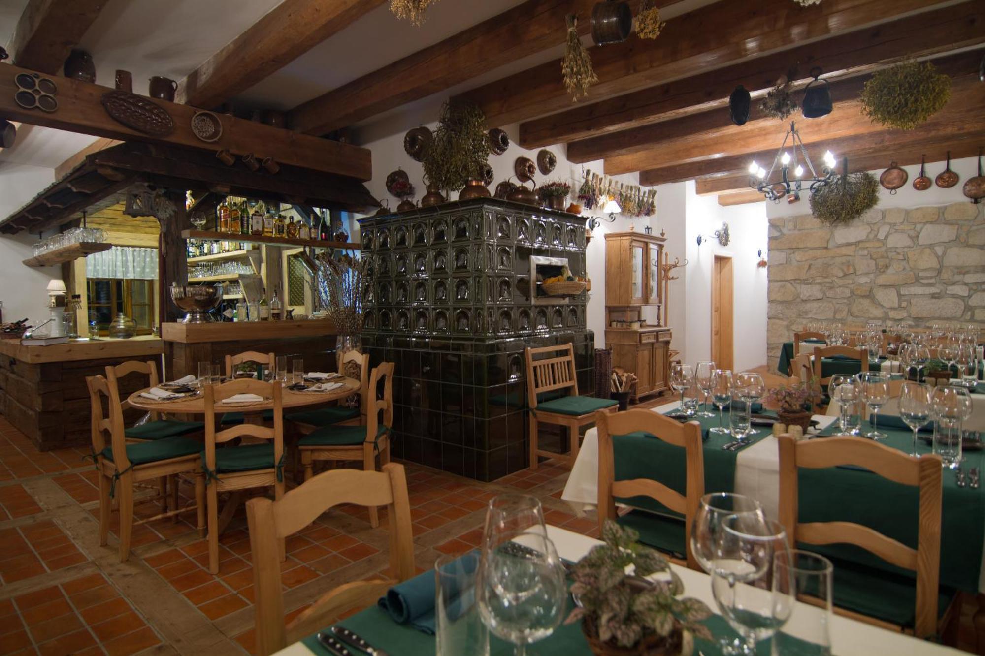 Apartman-Hotel Jitravsky Dvorec Rynoltice Bagian luar foto